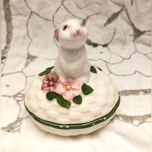 vtg Avon bunny Easter trinket dish